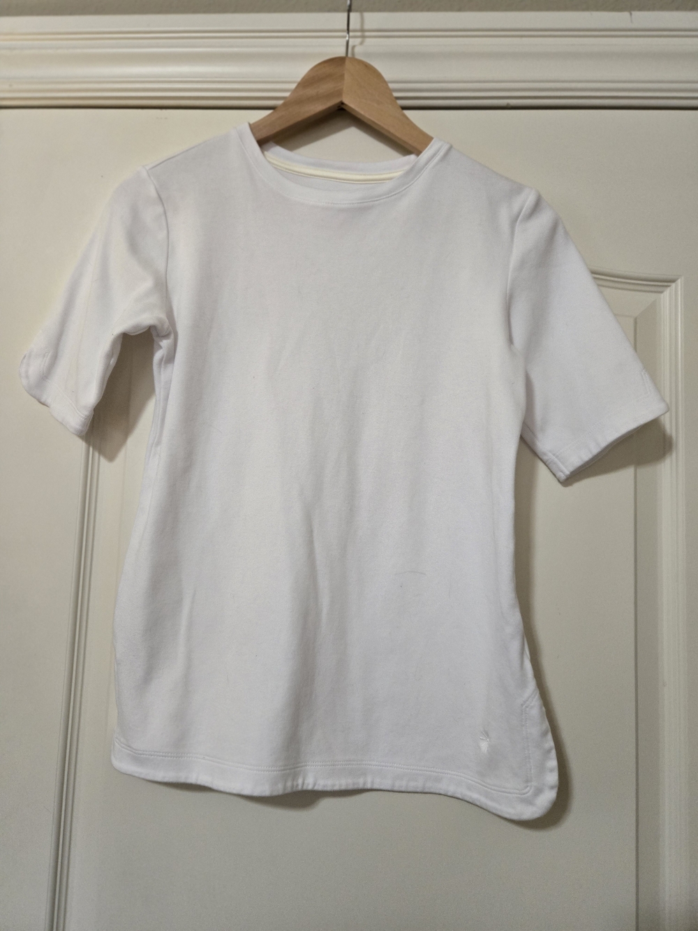 Isaac Mizrahi White Crewneck Short Sleeve Classic Tee Soft Cotton Layering